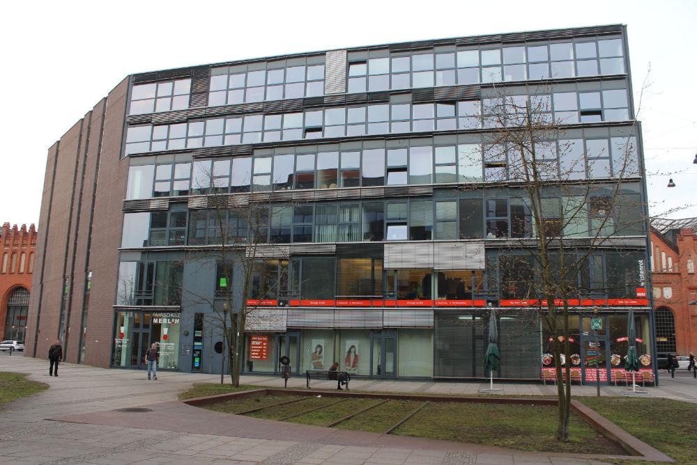 Bürogebäude